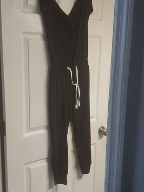 Casual Black Jumpsuit White-Drawstring Off Shoulder Small